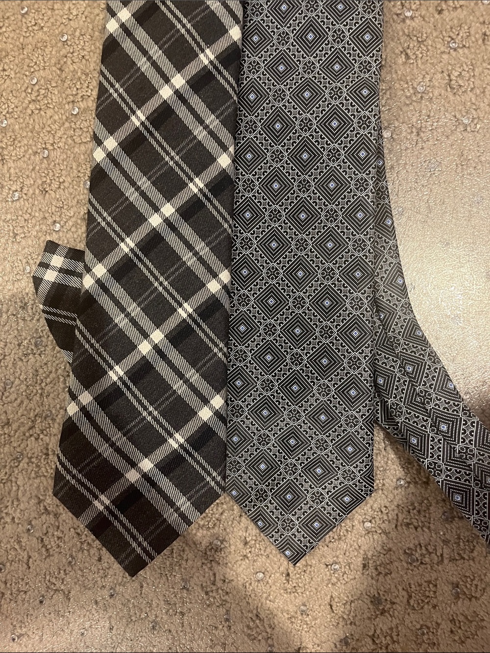 Canali 2 Men's Black and Gray Patterned Necktie Duo